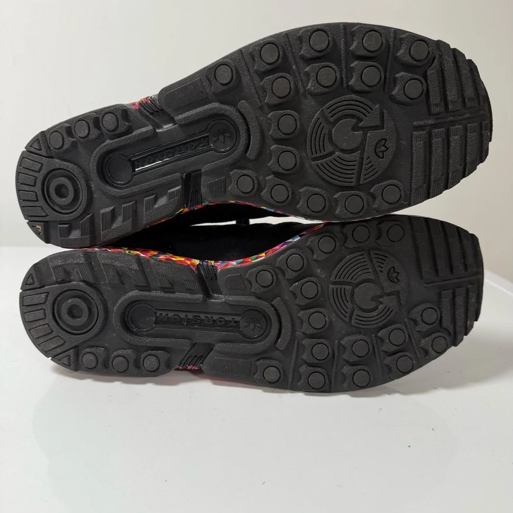 Black Adidas Sneakers with colorful sole